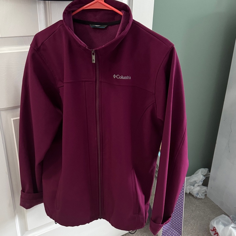 Columbia Women's Maroon Jacket